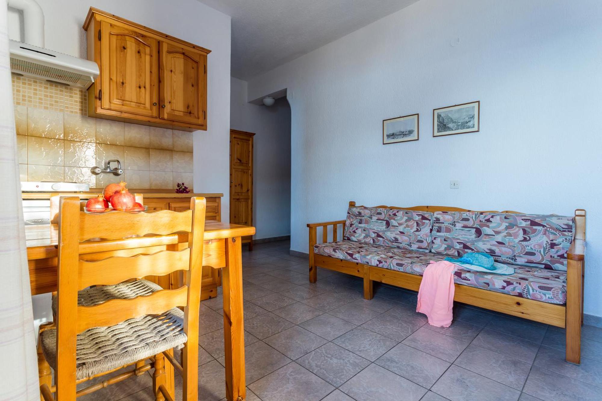 Nikolaos Studios Apartments Skopelos Town Exterior photo